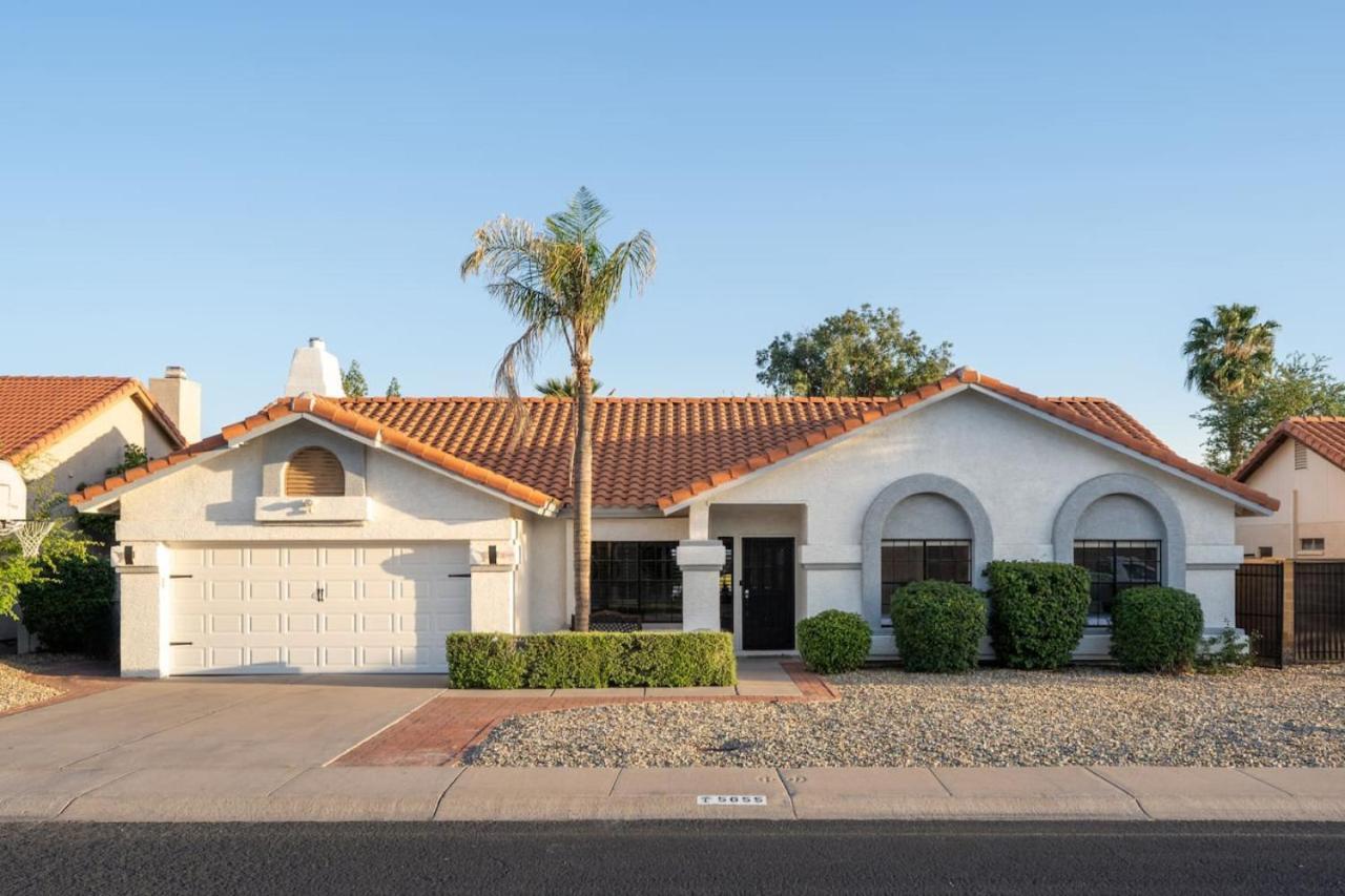 Resort Style Beautiful Retreat Phoenix Exterior photo